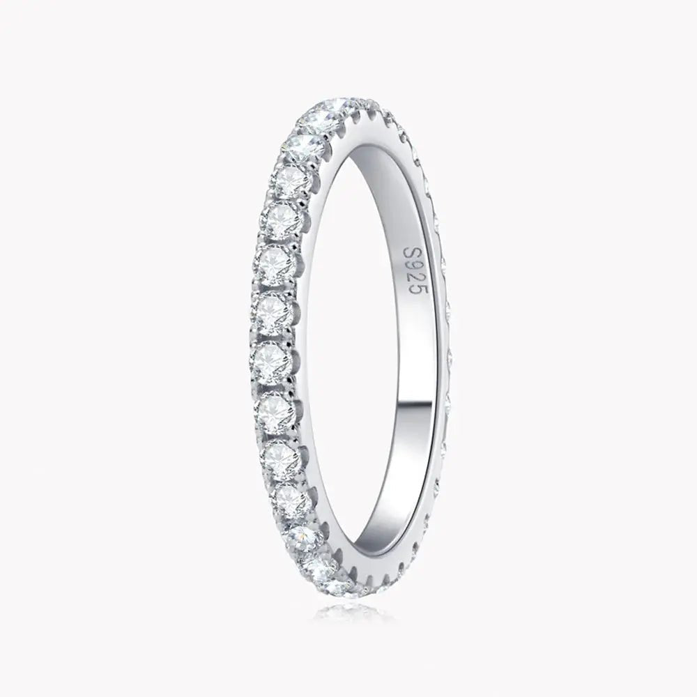 Sunvera Jolie – Eternal Shine Moissanite Ring | Timeless Elegance - Sunvera Jolie